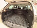 Opel Astra 2011 Valkoinen