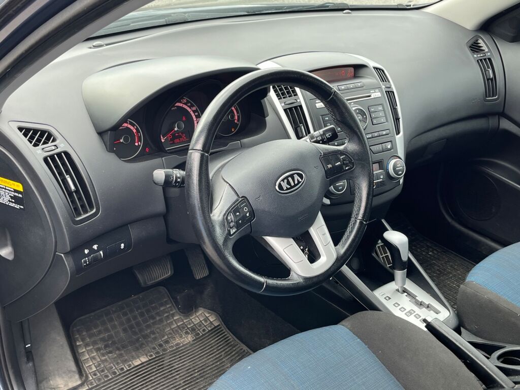 Kia Ceed 2011 Sininen