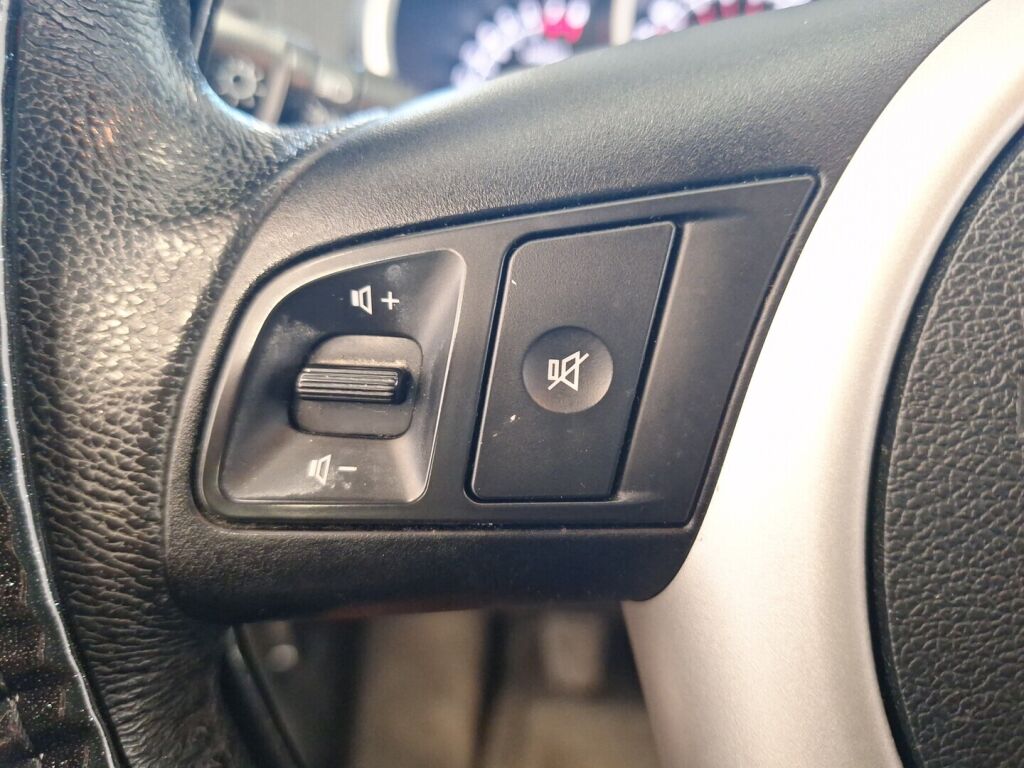 Kia Venga 2011 Punainen