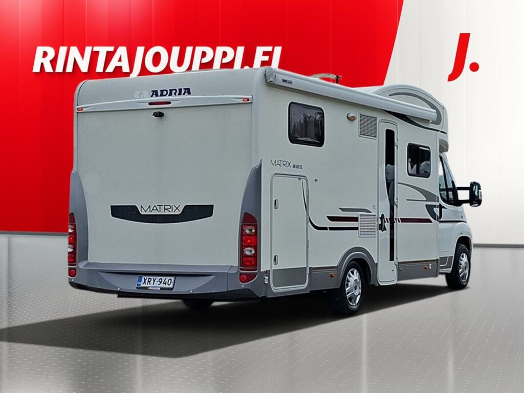 Adria Matrix Plus 680 SL 2011 Valkoinen