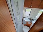 Adria Matrix Plus 680 SL 2011 Valkoinen