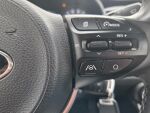 Kia Stonic 2021 Musta