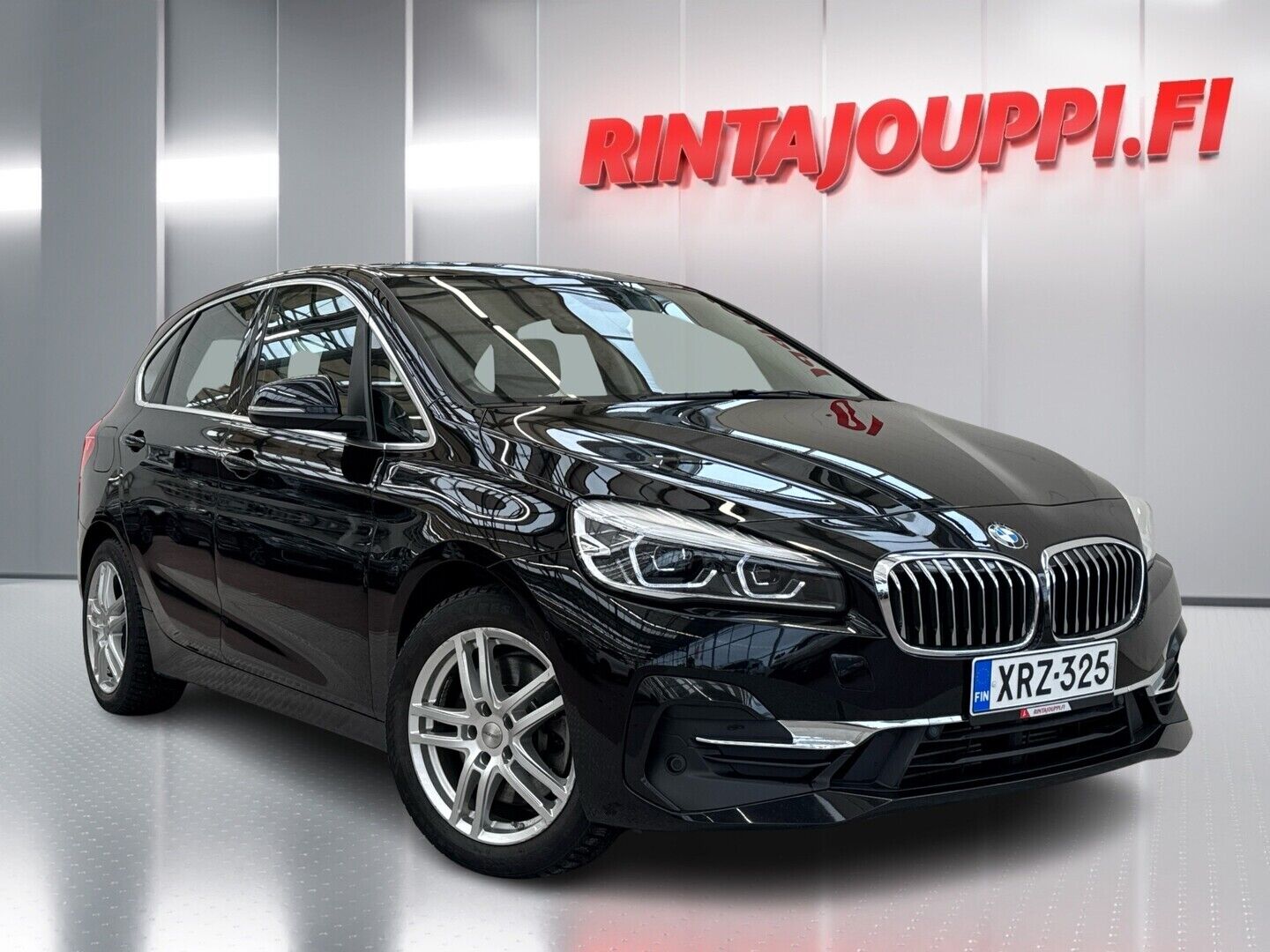 BMW 225