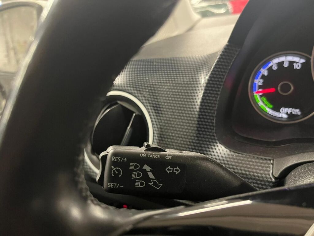 Volkswagen up! 2020 Valkoinen