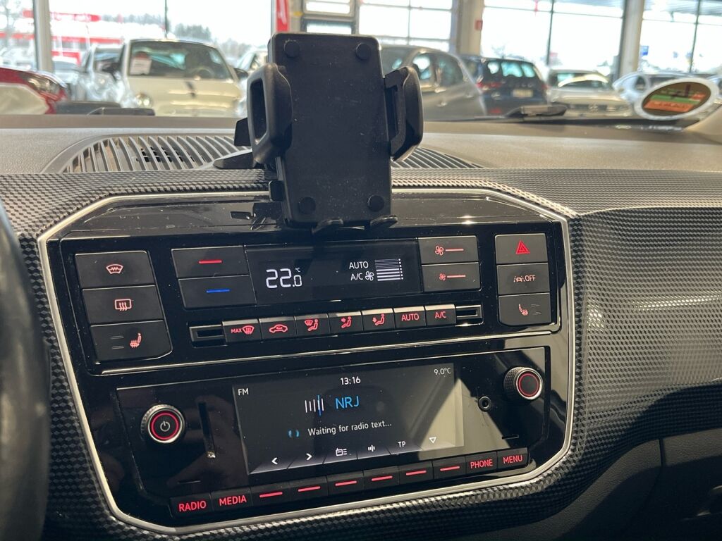 Volkswagen up! 2020 Valkoinen