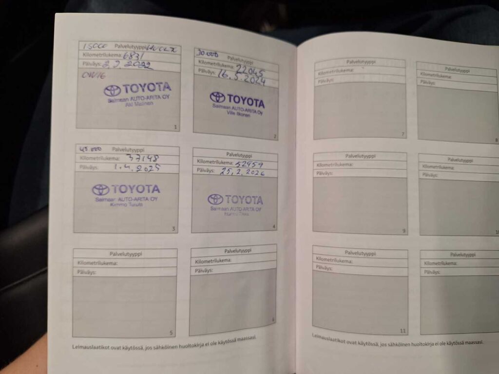 Toyota Yaris 2021 Ruskea (beige)