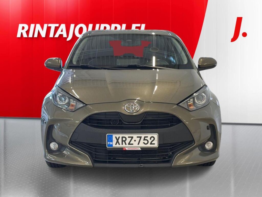 Toyota Yaris 2021 Ruskea (beige)