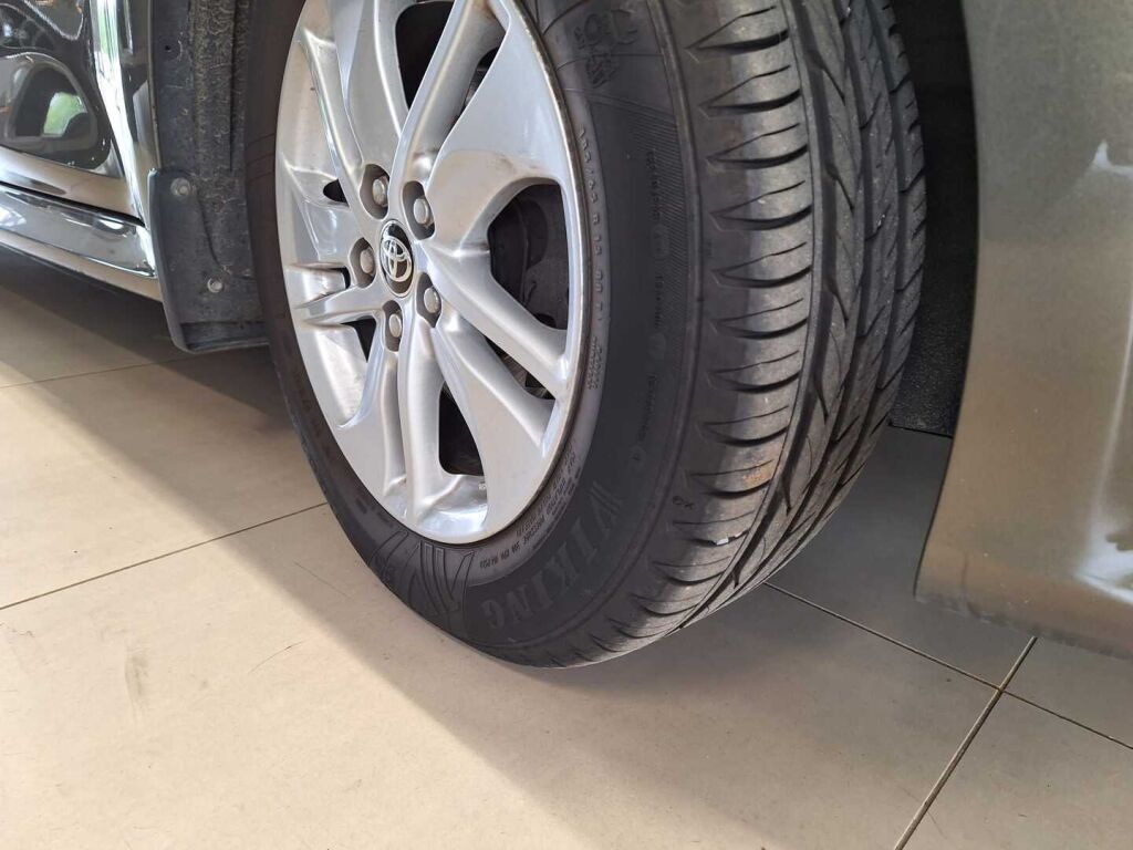 Toyota Yaris 2021 Ruskea (beige)