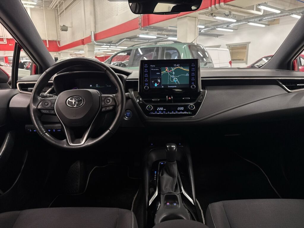 Toyota Corolla 2021 Punainen
