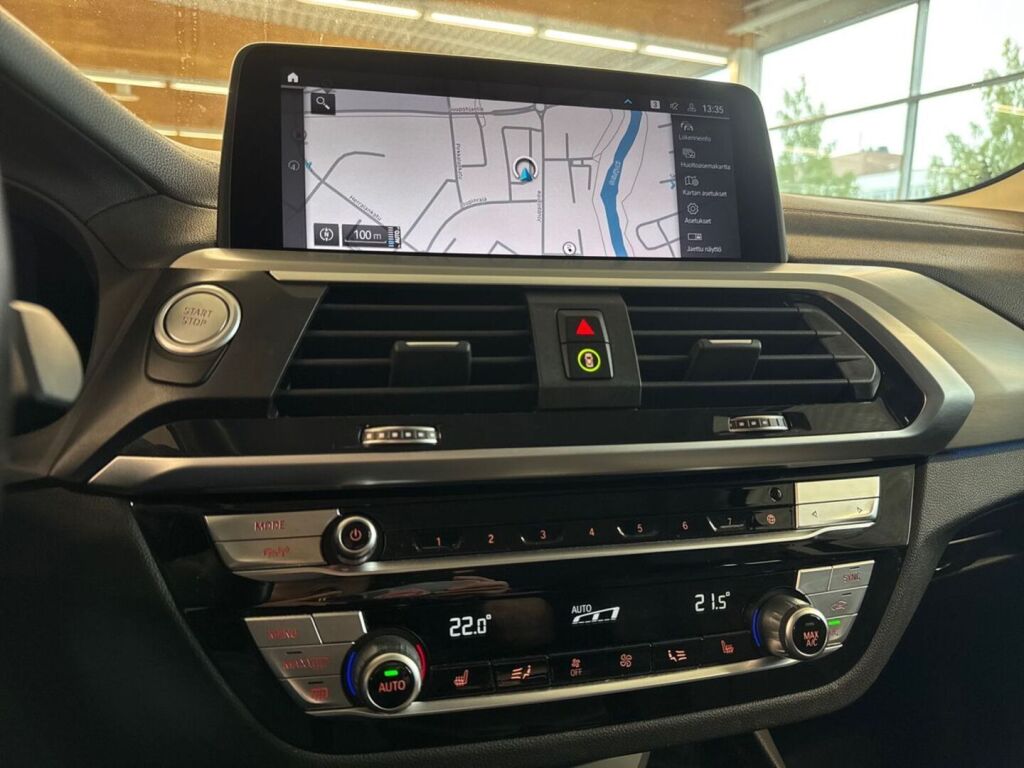 BMW X3 2021 Musta