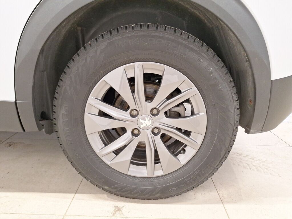 Peugeot e-2008 2024 Valkoinen