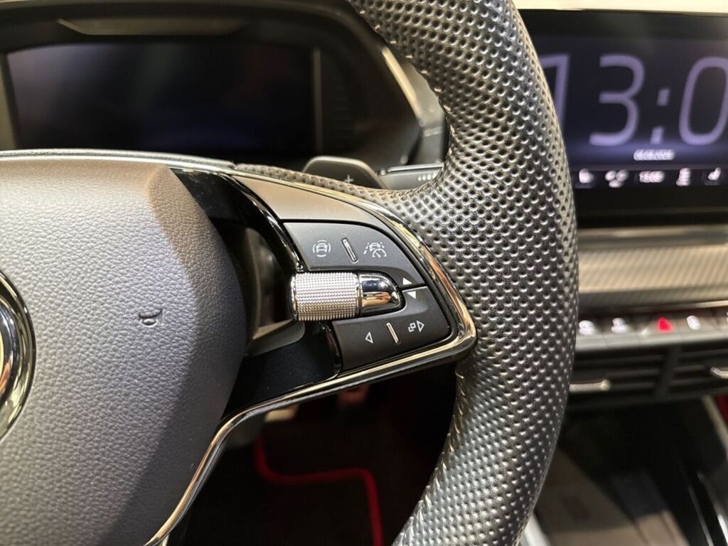 Skoda Octavia 2020 Harmaa