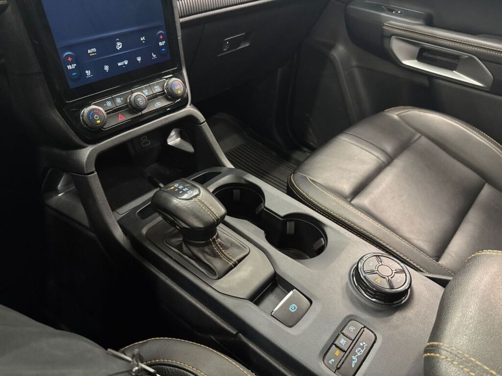 Ford Ranger 2024 Cyber Orange