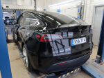Tesla Model Y 2023 Musta