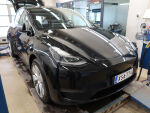 Tesla Model Y 2023 Musta