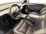 Tesla Model Y 2023 Musta