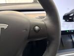 Tesla Model Y 2023 Musta