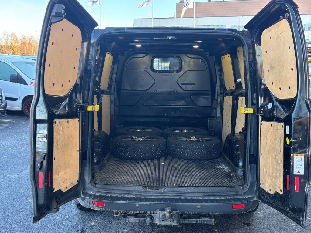 Ford Transit Custom 2017 Musta
