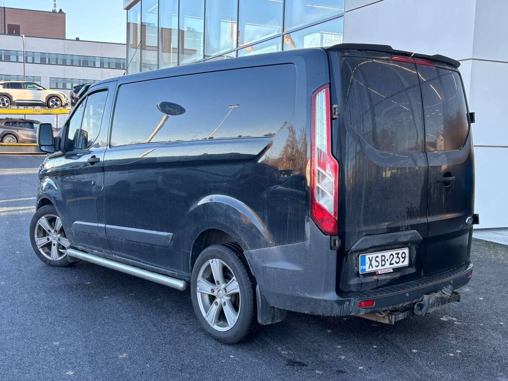 Ford Transit Custom 2017 Musta