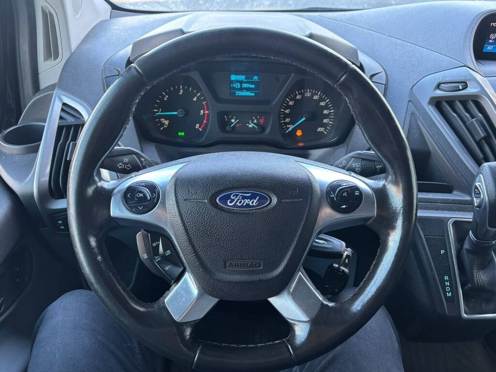 Ford Transit Custom 2017 Musta
