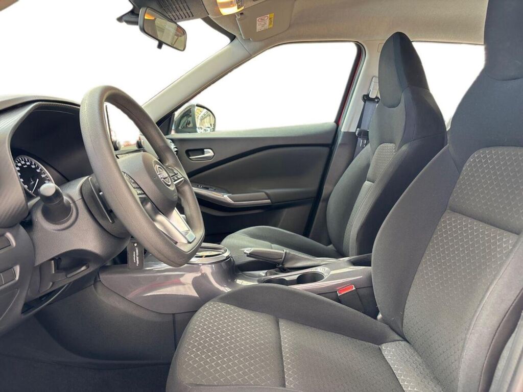 Nissan Juke 2023 Punainen