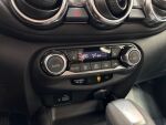 Nissan Juke 2023 Punainen