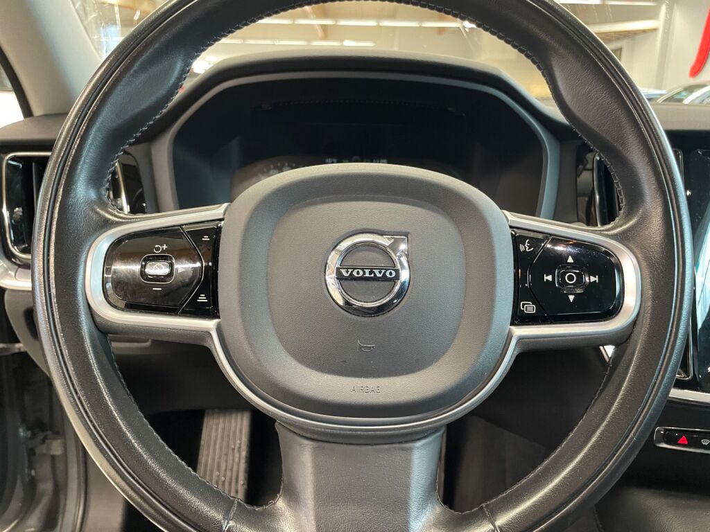 Volvo V60 2020 Harmaa