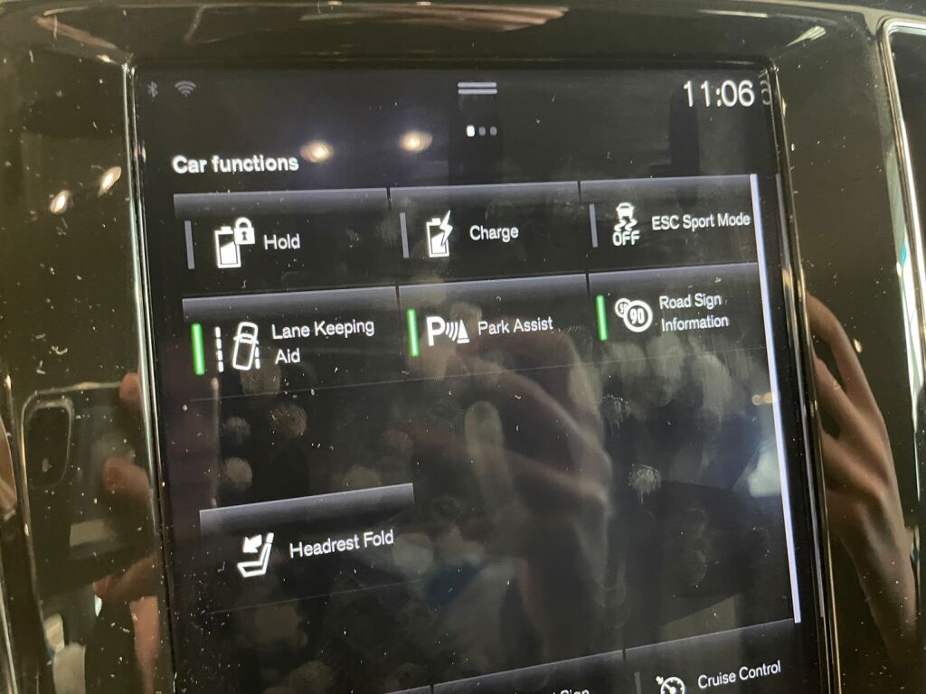 Volvo V60 2020 Harmaa