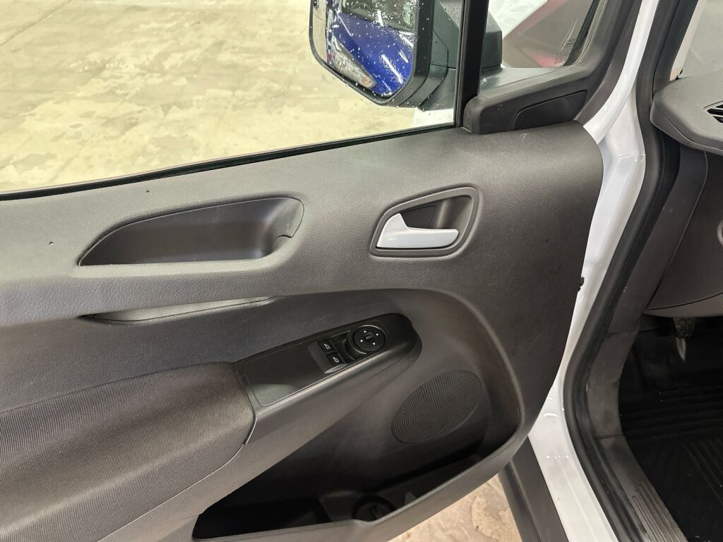 Ford Transit Courier 2023 Valkoinen