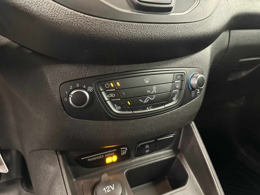 Ford Transit Courier 2023 Valkoinen