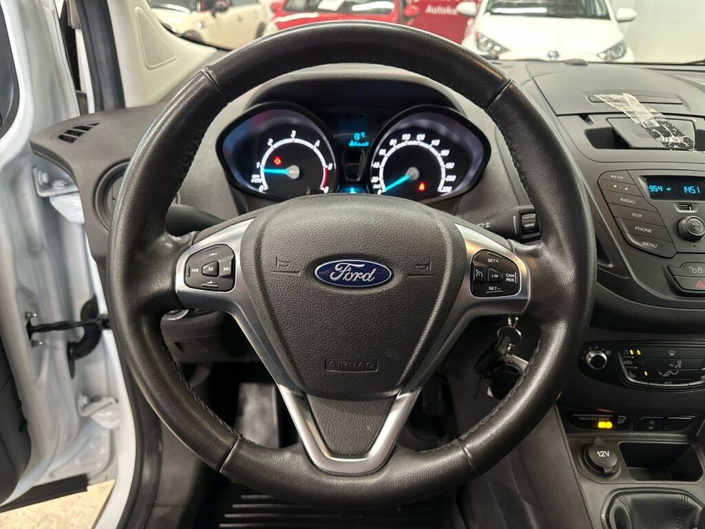 Ford Transit Courier 2023 Valkoinen