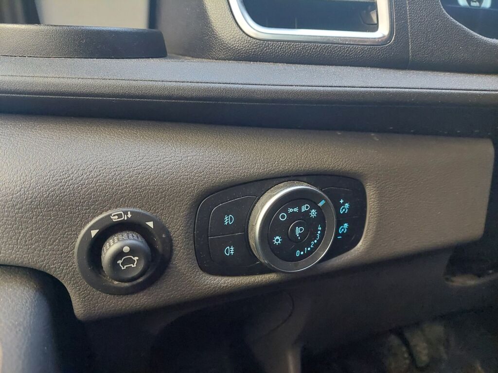 Ford Transit 2024 Magnetic