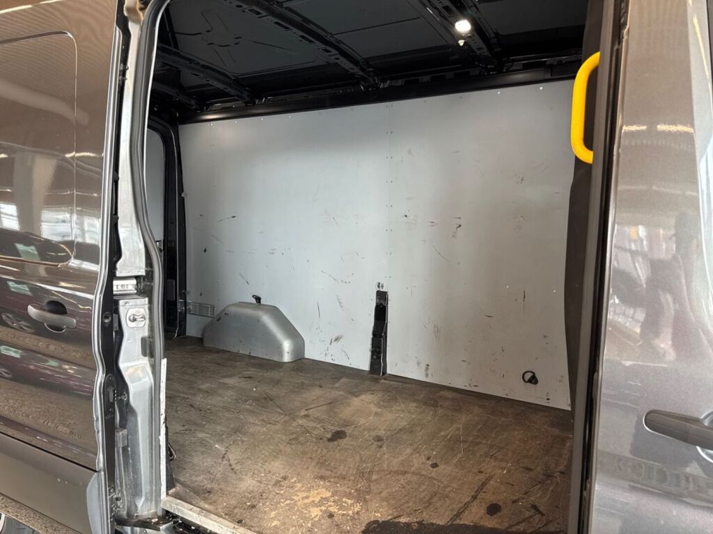 Ford Transit 2024 Magnetic
