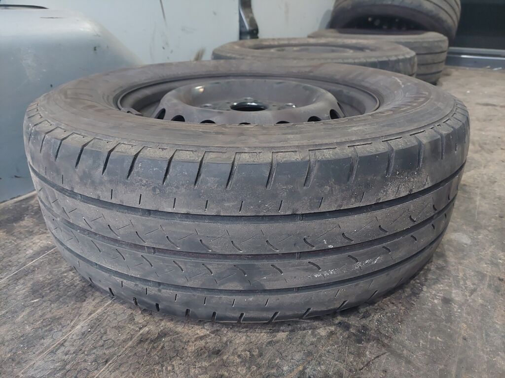 Ford Transit 2024 Magnetic