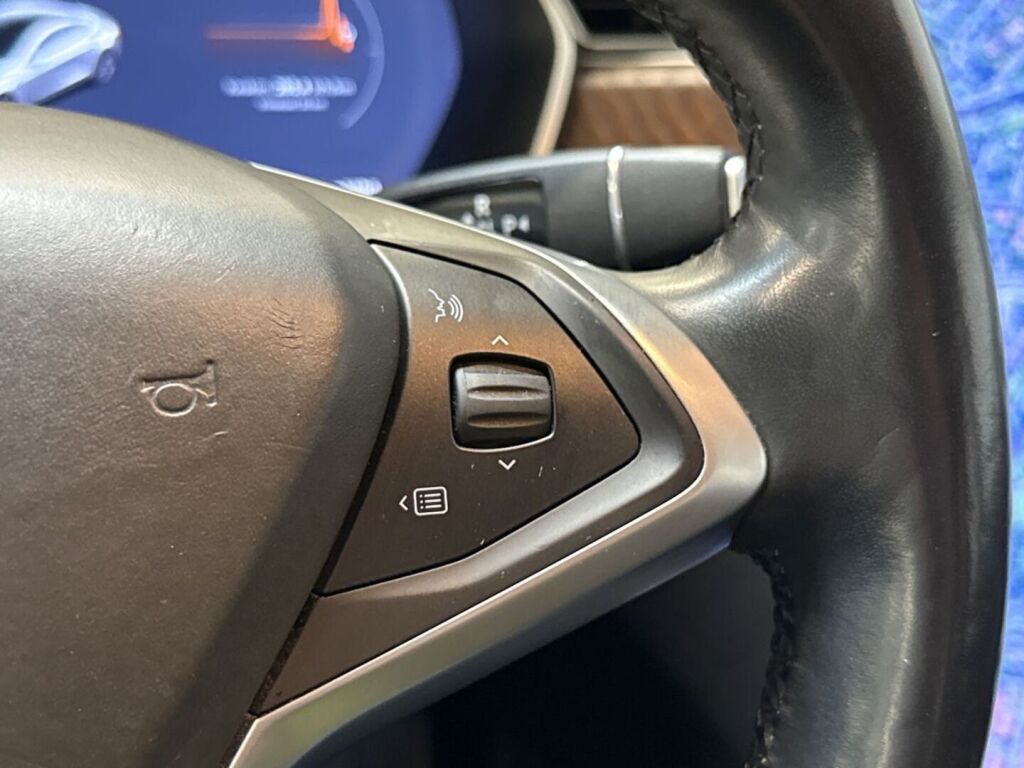 Tesla Model S 2018 Hopea