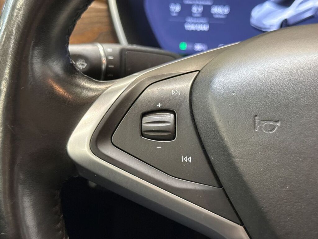 Tesla Model S 2018 Hopea