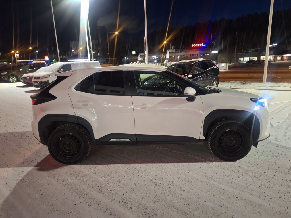 Toyota Yaris Cross 2023 Valkoinen