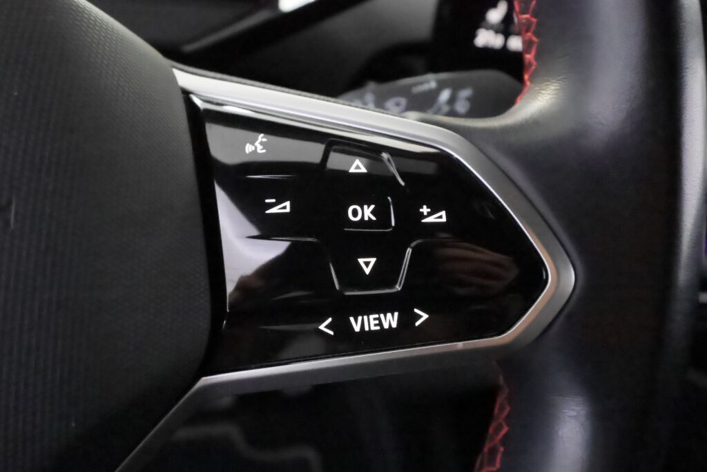 Volkswagen ID.5 2023 Harmaa