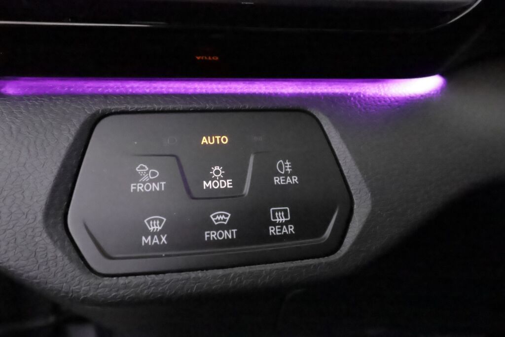 Volkswagen ID.5 2023 Harmaa