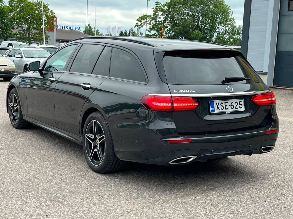 Mercedes-Benz E 2022 Harmaa
