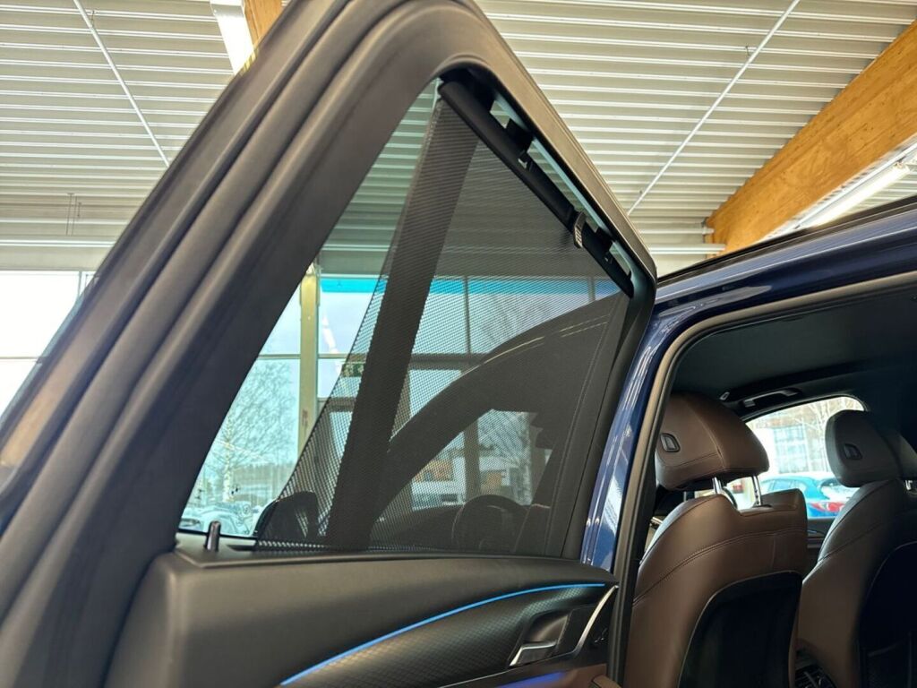 BMW X3 2022 Sininen