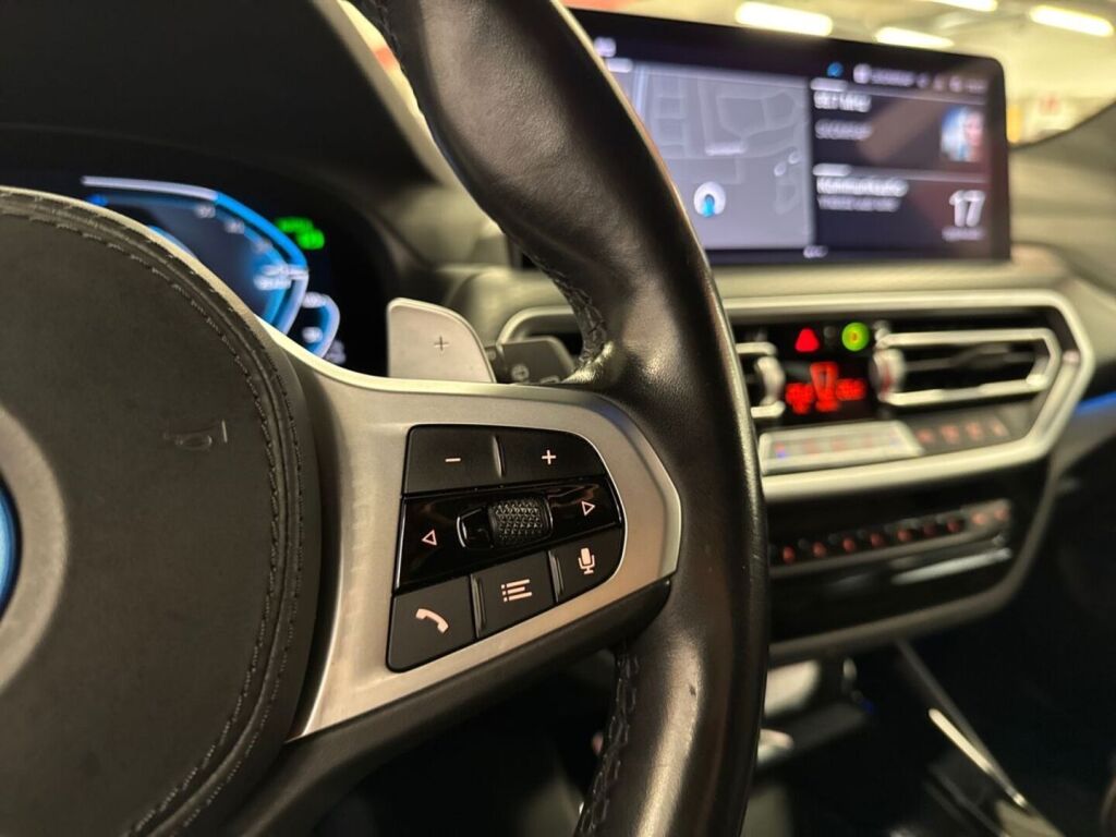 BMW X3 2022 Sininen