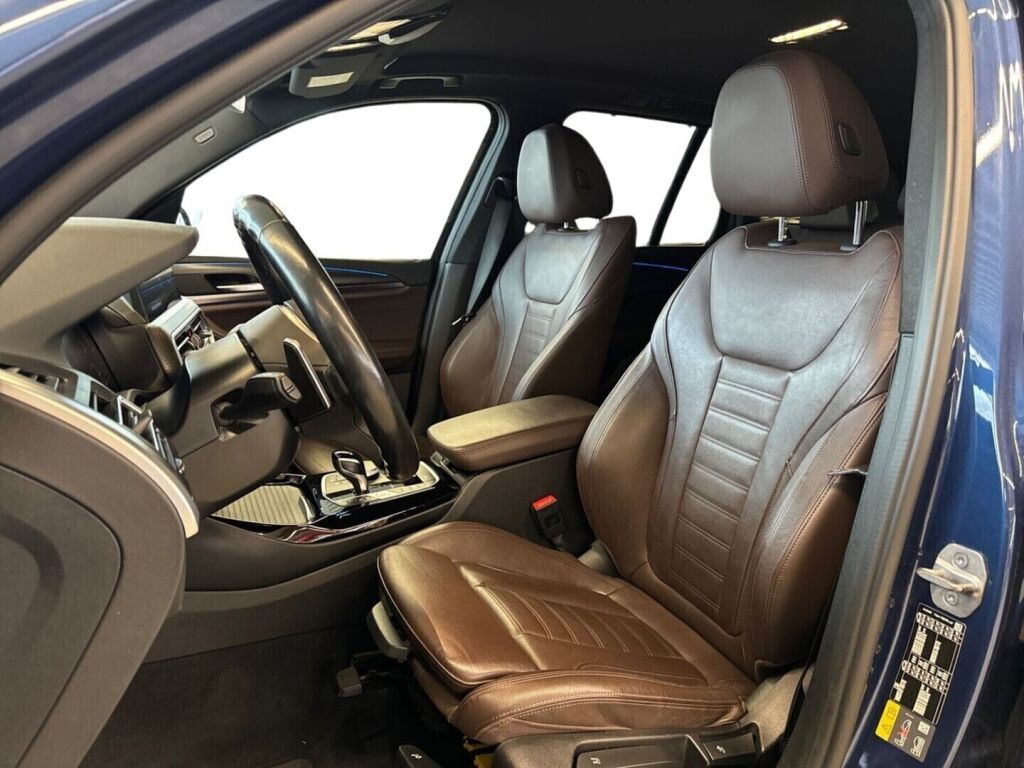 BMW X3 2022 Sininen
