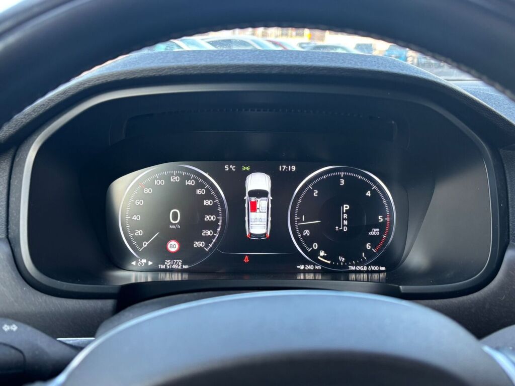 Volvo V90 Cross Country 2019 Harmaa