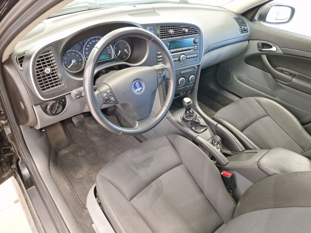 Saab 9-3 2007 Musta