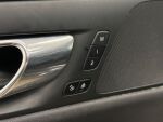 Volvo V60 2020 Musta