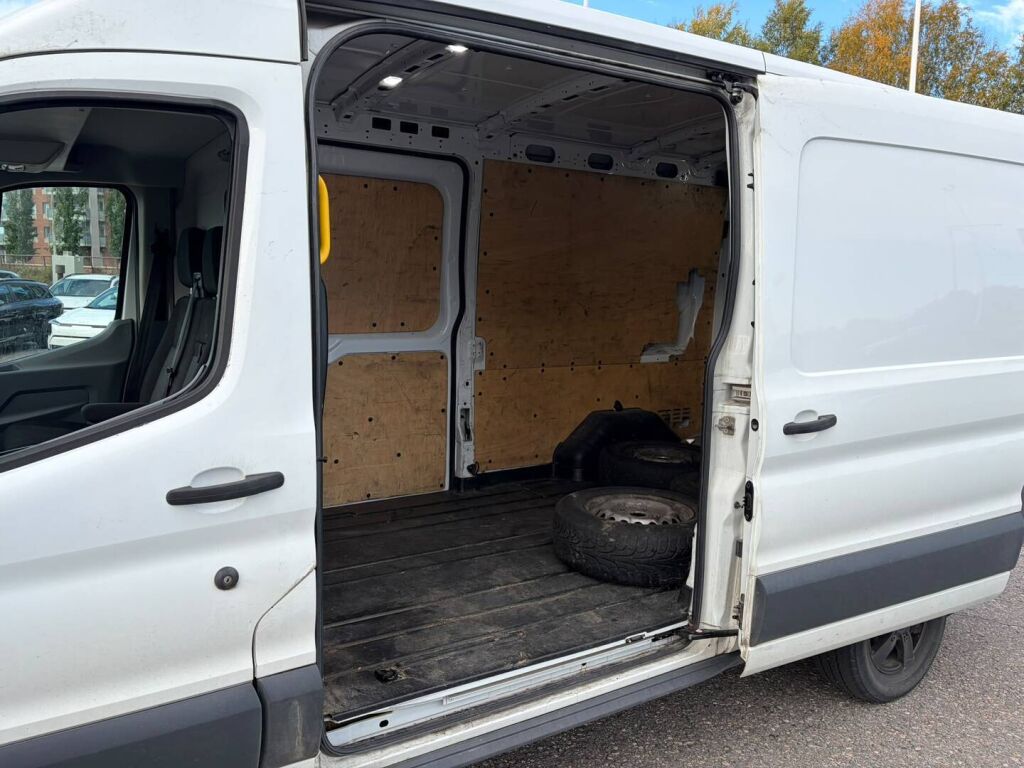 Ford Transit 2018 Valkoinen