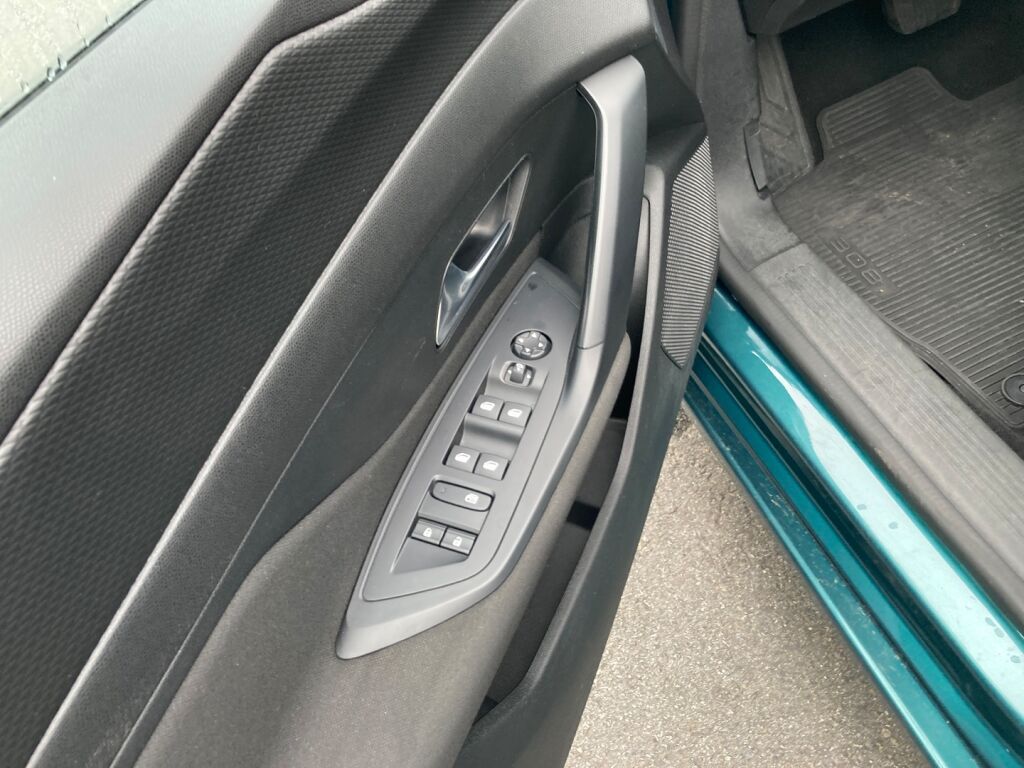 Peugeot 308 2023 Metallinhohto Vihreä