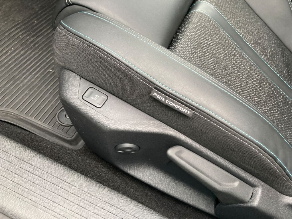 Peugeot 308 2023 Metallinhohto Vihreä