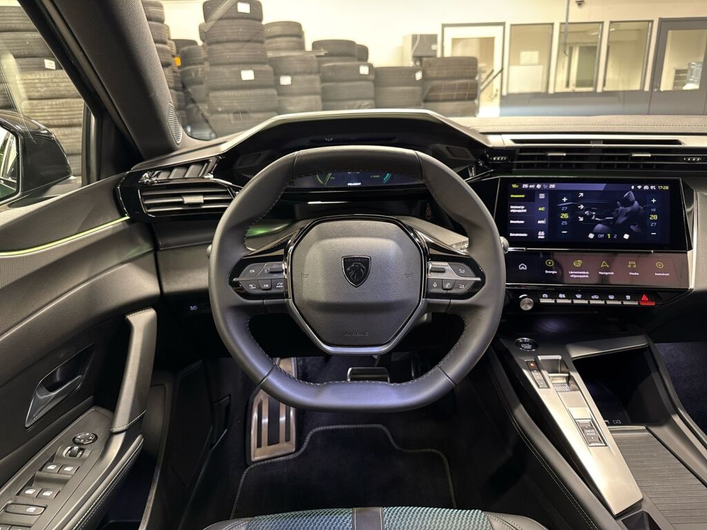 Peugeot E-308 2023 Vihreä